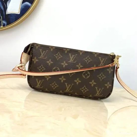 First bags ru POCHETTE Louis Vuitton ACCESSOIRES 0521